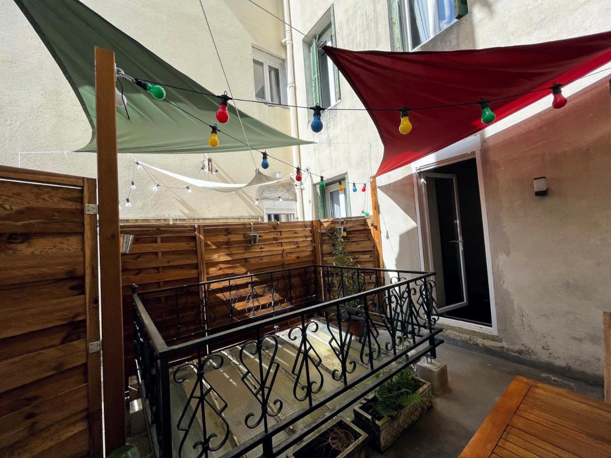Escapade A Lourdes Dans Beau T2 Avec Terrasse - Proche Gare Et Centre Ville 外观 照片